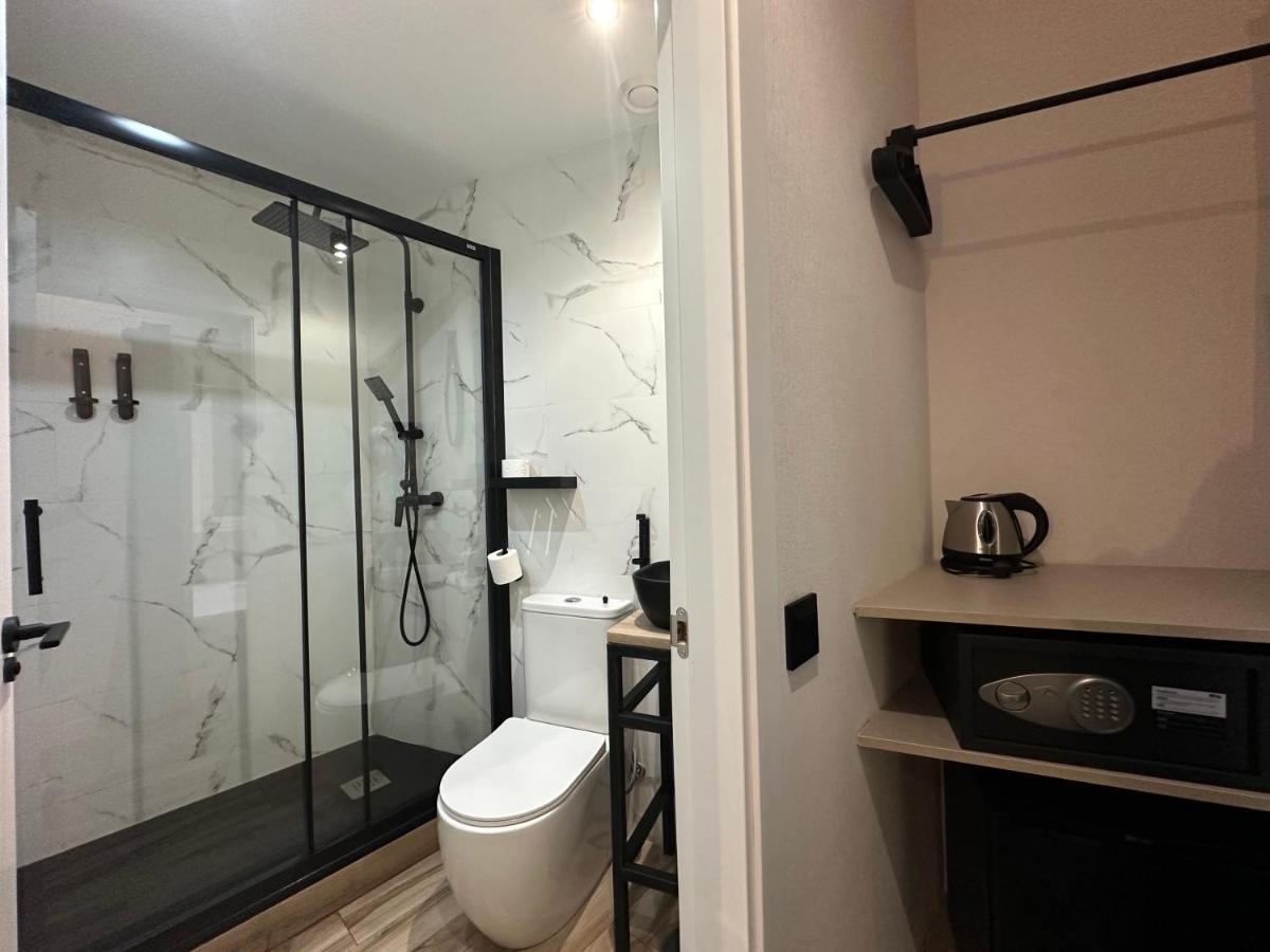 Cc Opera Suites Madri Exterior foto