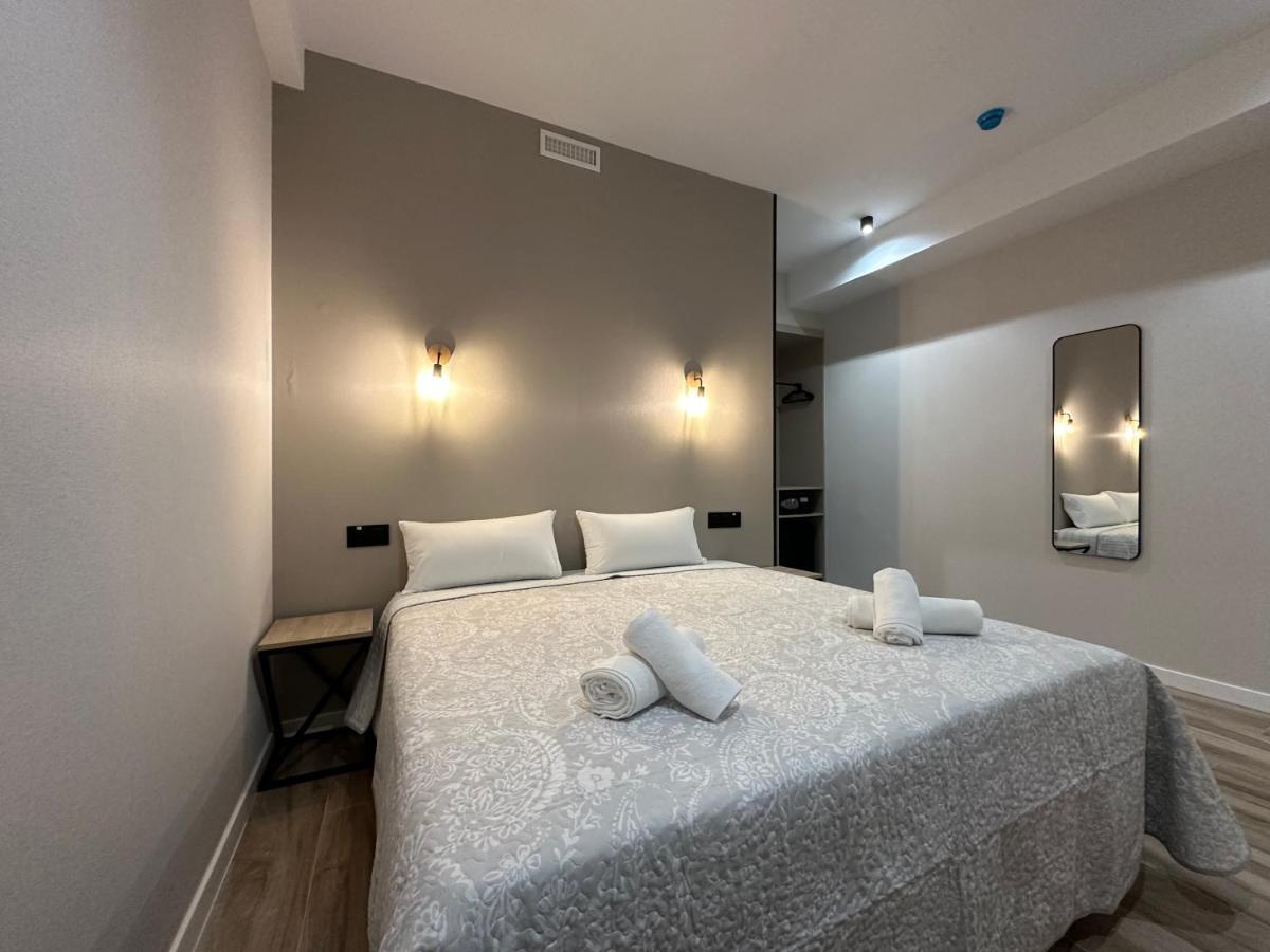 Cc Opera Suites Madri Exterior foto