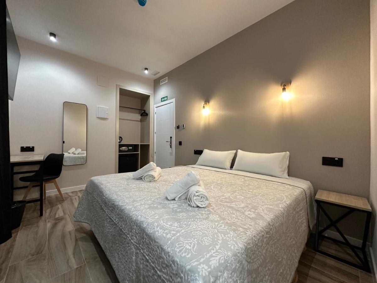 Cc Opera Suites Madri Exterior foto