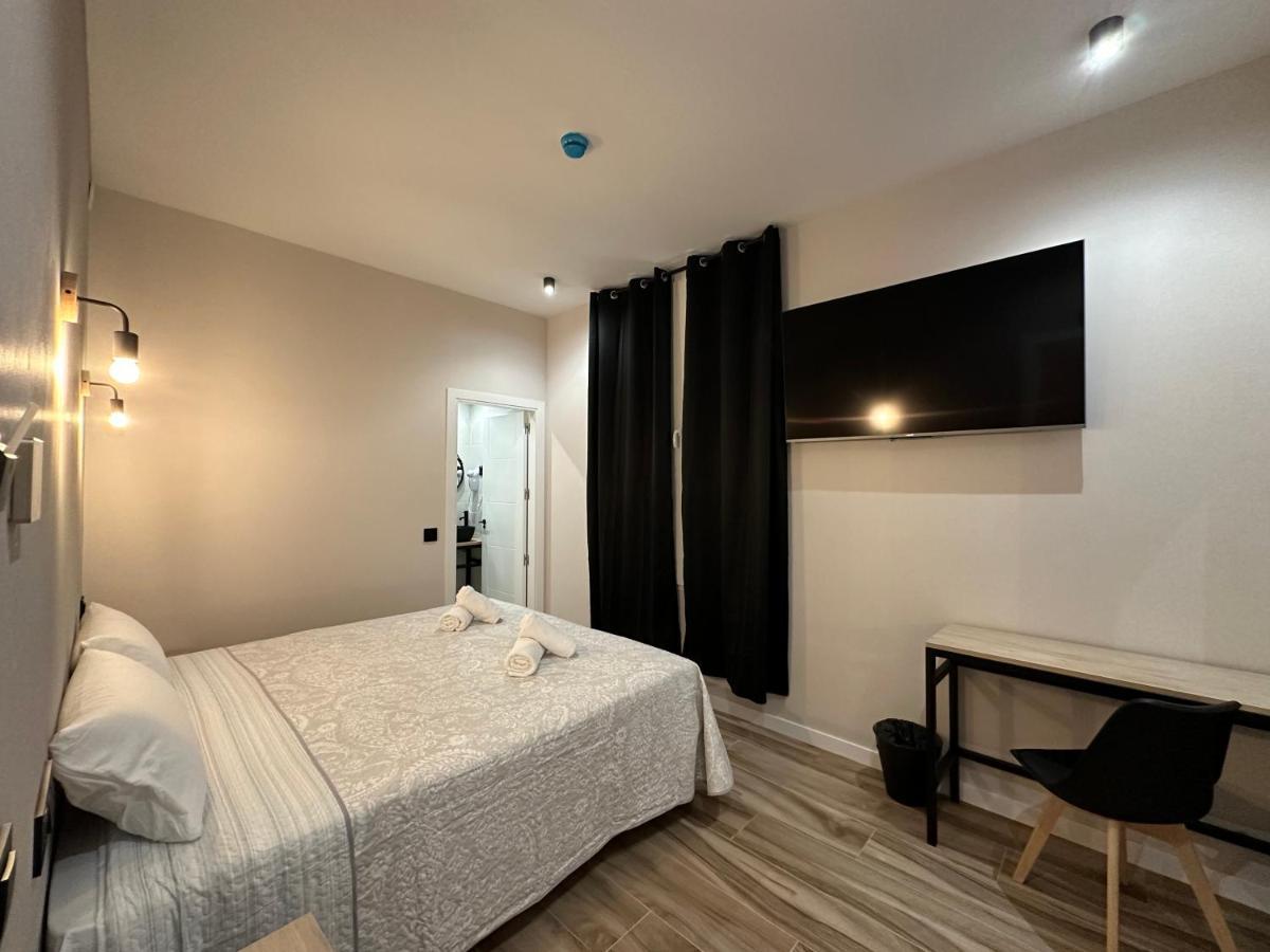 Cc Opera Suites Madri Exterior foto