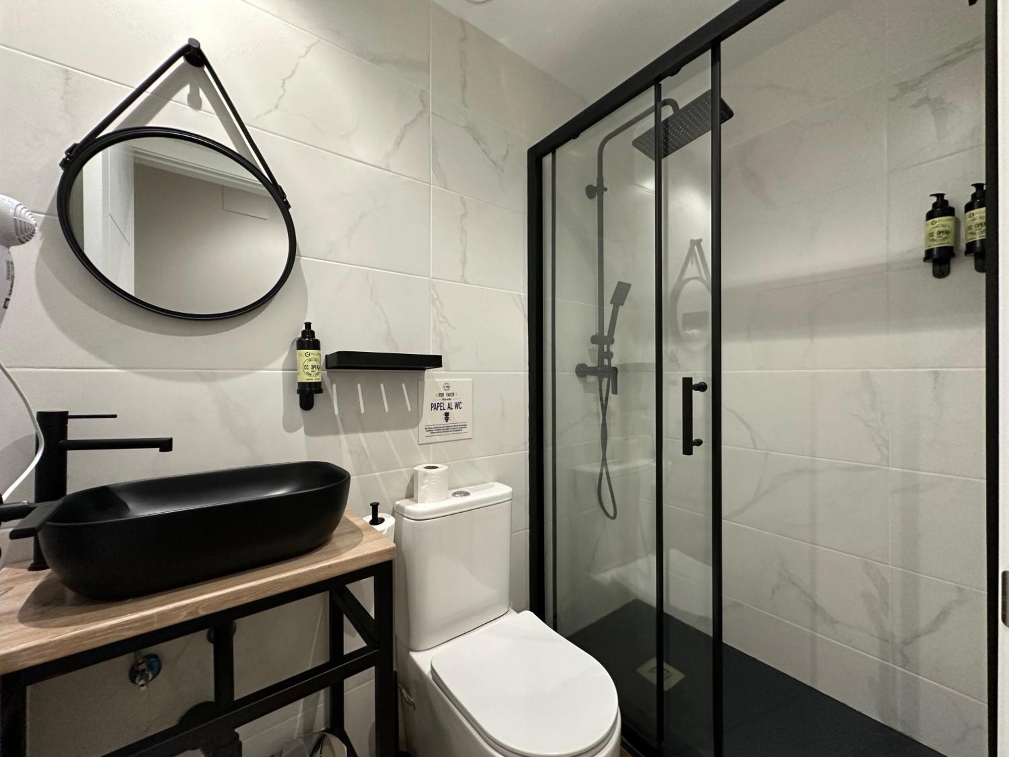 Cc Opera Suites Madri Exterior foto