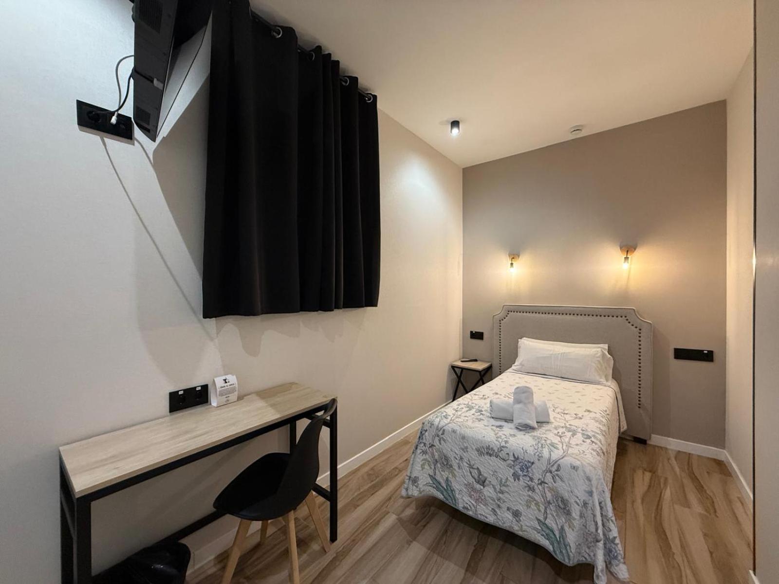 Cc Opera Suites Madri Exterior foto